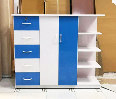 Giá tủ nhựa đựng quần áo trẻ em