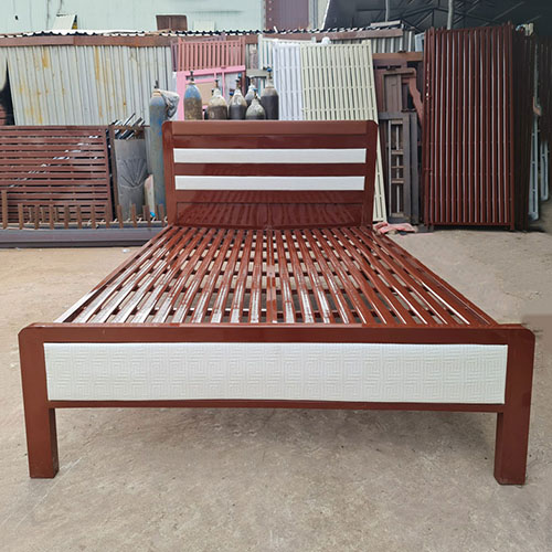 Giường ngủ sắt 1m2 hộp vuông bọc nệm hiện đại