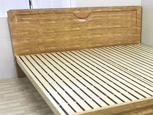 Giường sắt hộp giả gỗ thông tự nhiên sang trọng