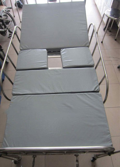 Giường bệnh nhân inox