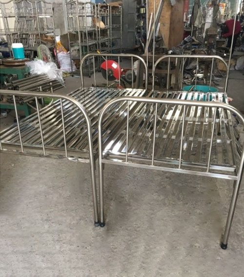 Giường inox lắp ráp đa năng