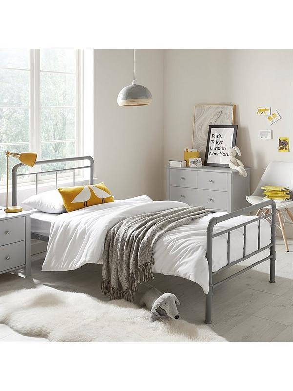 Mẫu giường sắt 80cm tiết kiệm diện tích