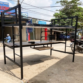 Giường sắt 1 tầng có bàn học cho sinh viên