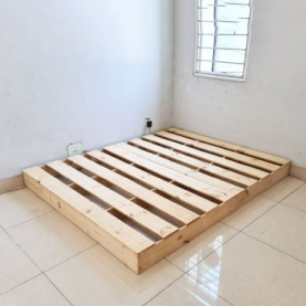 Giường pallet gỗ thông