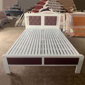 Giường sắt chân cao gầm thoáng chống nước ngập