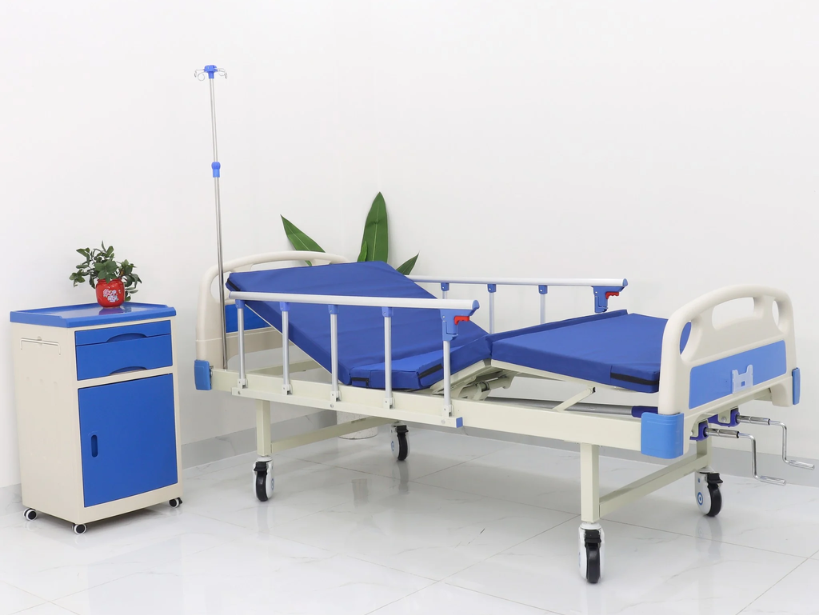 Giường sắt y tế cho người bệnh